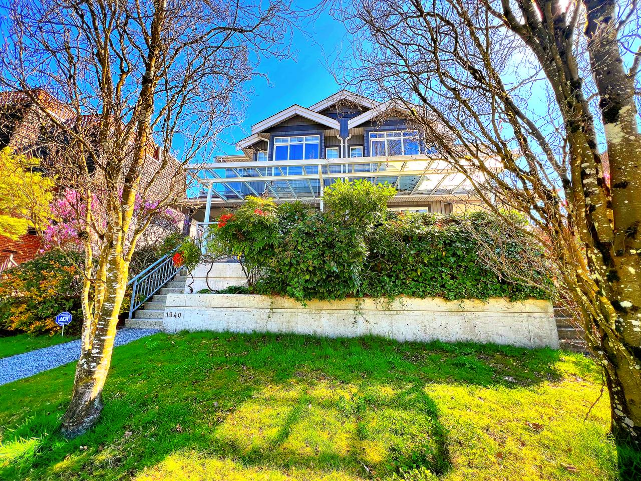 1-1940 Chesterfield Ave, North Vancouver, BC, Canada, Monika Beheshti Listing