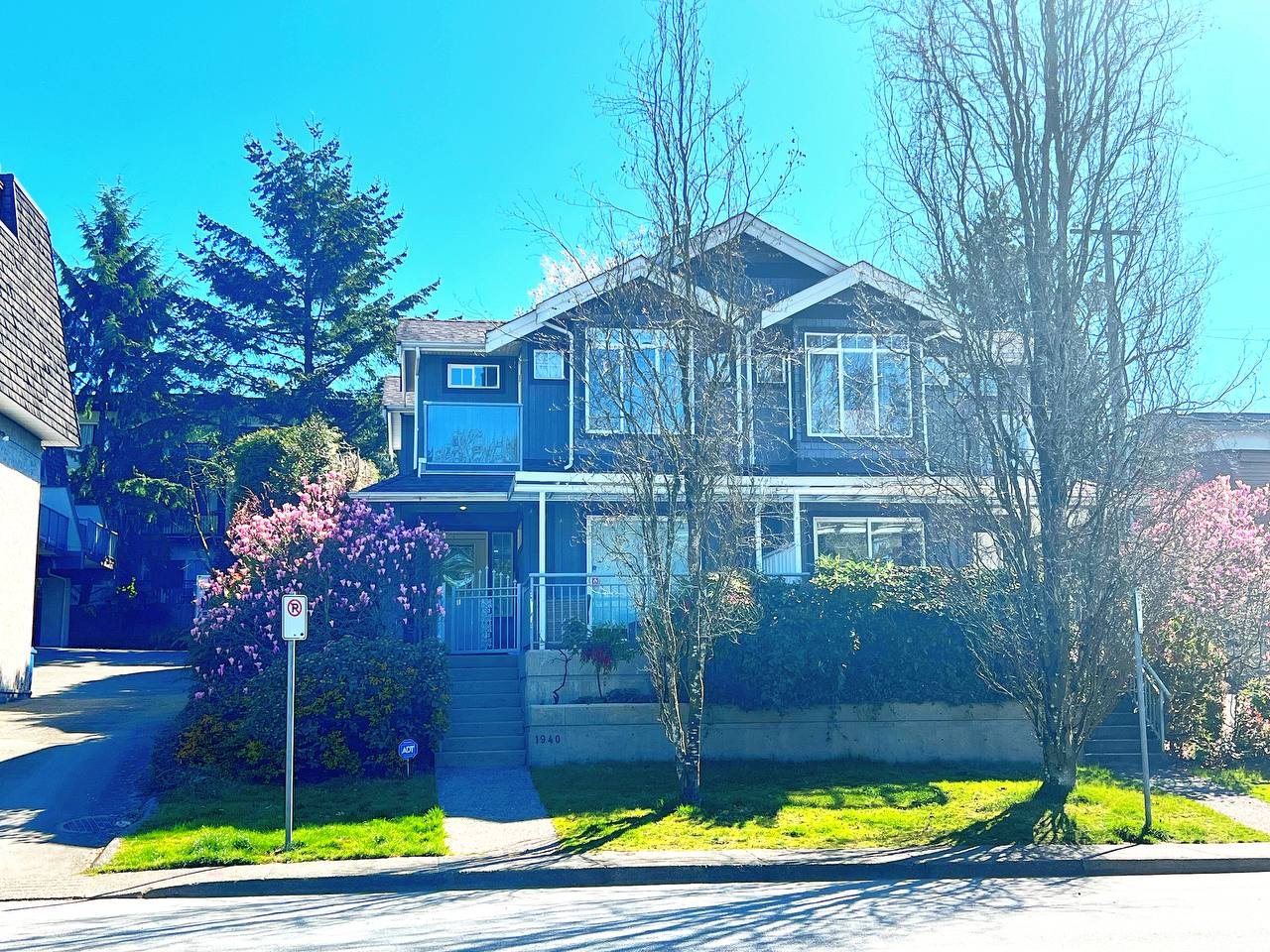 1-1940 Chesterfield Ave, North Vancouver, BC, Canada, Monika Beheshti Listing